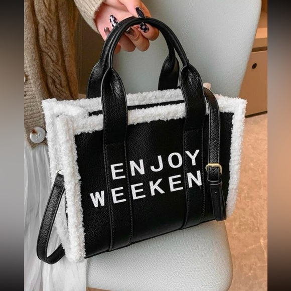Trendy Fashion Tote Bag 👛 - Picture 4 of 5